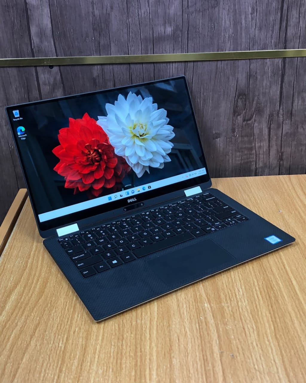 ad5e18d4-f5d1-4e83-83d9-5e648b644576 (1) Dell XPS 13 9365 2 in 1 Intel core i7 16 GB RAM 512 SSD Touchscreen - Image 4