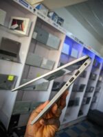 Dell Latitude 7410, intel Core i5, 8GB RAM , 256GB SSD,  14″ Full HD Laptop, Windows 11 Pro - Image 4