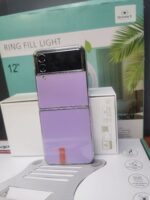 Samsung Galaxy Z Flip 4 , 8GB RAM, 256GB storage, Bora Purple, 6.7-inch Foldable Dynamic AMOLED 2x Display, Main camera: 12 MP + 12.0 MP Front camera: 10MP
